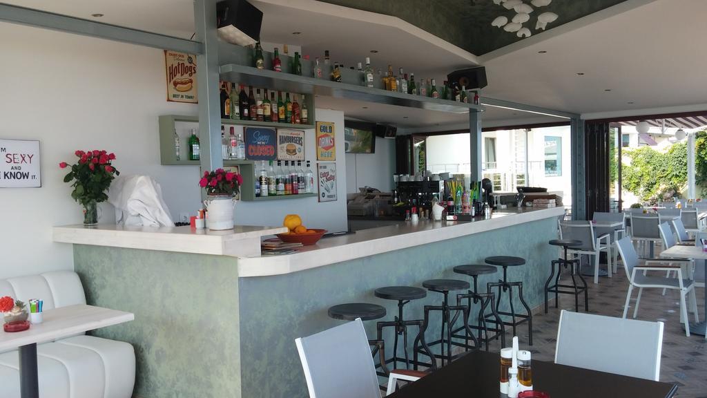 Princess Irini Sea Front Aparthotel Rethymno  ภายนอก รูปภาพ
