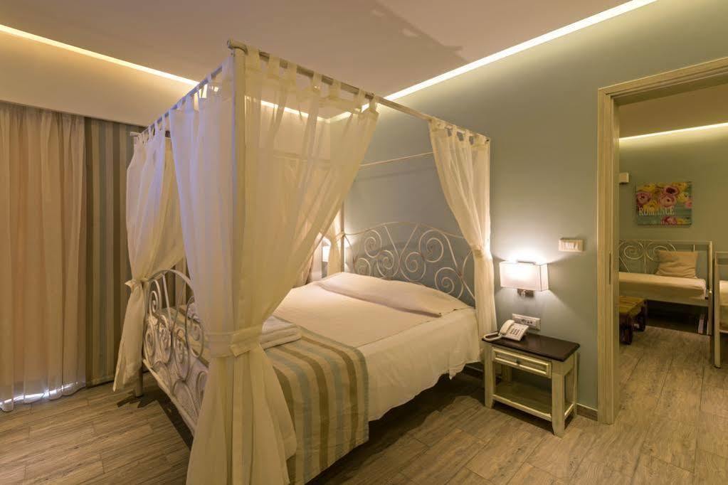 Princess Irini Sea Front Aparthotel Rethymno  ภายนอก รูปภาพ